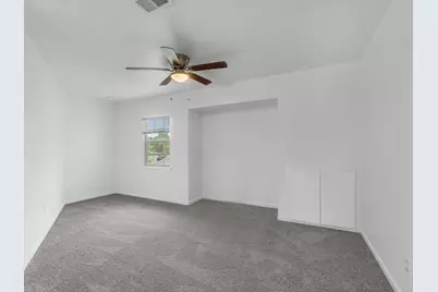 5747 Fontenelle Drive, Houston, TX 77035 - Photo 10