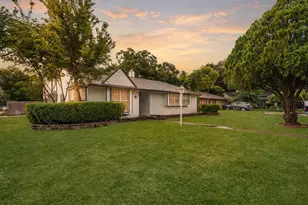 5747 Fontenelle Dr, Houston, TX 77035 - Photo 1