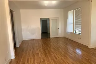 206 Cosmos St, Houston, TX 77009 - Photo 2