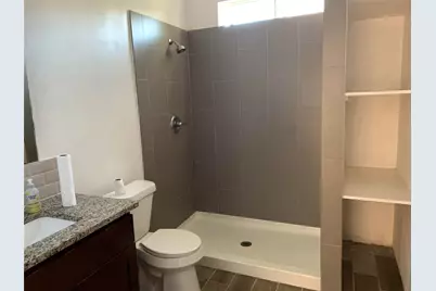 206 Cosmos Street, Houston, TX 77009 - Photo 6