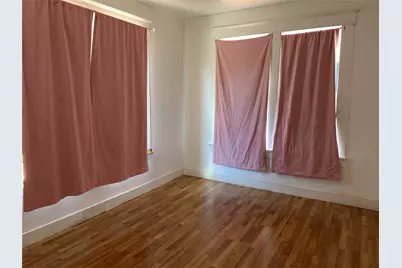 206 Cosmos Street, Houston, TX 77009 - Photo 8