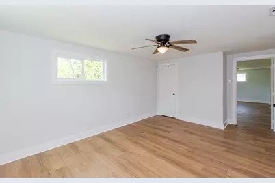 218 Evans Street, Angleton, TX 77515 - Photo 18