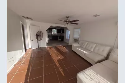 2211 Ella Boulevard, Houston, TX 77008 - Photo 4