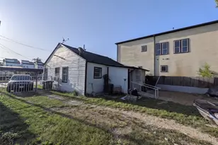 2211 Ella Blvd, Houston, TX 77008 - Photo 10