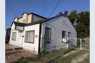 2211 Ella Boulevard, Houston, TX 77008 - Photo 2