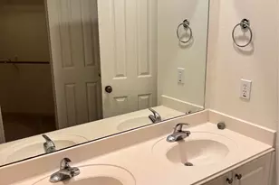 16 Scarlet Woods Ct, The Woodlands, TX 77380 - Photo 12