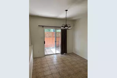 16 Scarlet Woods Court, The Woodlands, TX 77380 - Photo 8