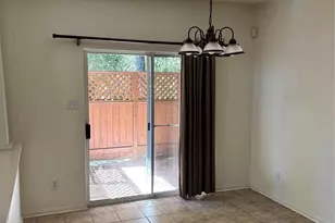 16 Scarlet Woods Ct, The Woodlands, TX 77380 - Photo 8