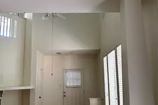 16 Scarlet Woods Ct, The Woodlands, TX 77380 - Photo 4