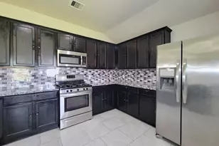 29614 Breakwater Dr, Katy, TX 77494 - Photo 12
