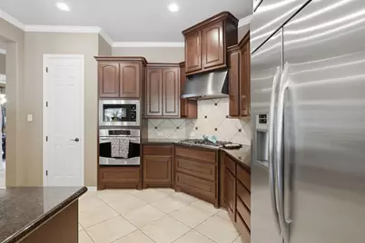 147 W Crystal Canyon Circle, The Woodlands, TX 77389 - Photo 20