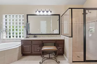 147 W Crystal Canyon Circle, The Woodlands, TX 77389 - Photo 28