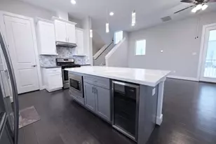 10806 Warwana Rd, Houston, TX 77043 - Photo 10
