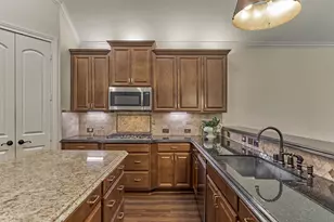 11 S Sandbells Park Ln, Montgomery, TX 77316 - Photo 16