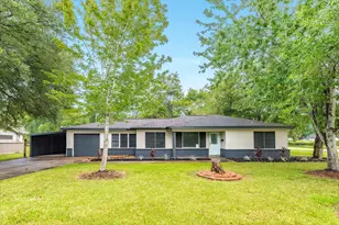 902 Brockman St, Sweeny, TX 77480 - Photo 1