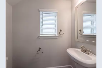 10707 Centre Forest Drive, Houston, TX 77043 - Photo 18
