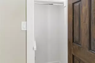 430 B N Hutcheson St, Houston, TX 77003 - Photo 12