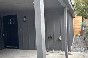 430 B N Hutcheson St, Houston, TX 77003 - Photo 2