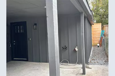 430 B N Hutcheson Street, Houston, TX 77003 - Photo 2