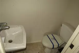 101 Rose Trail, Lake Jackson, TX 77566 - Photo 14