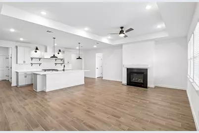 12406 Old Fashion Circle, Mont Belvieu, TX 77535 - Photo 10