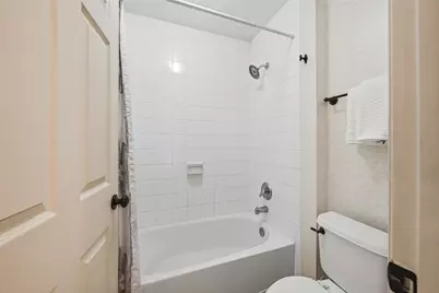 12307 Green Trails Drive, Stafford, TX 77477 - Photo 22