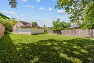 1214 Gray Moss Ln, Houston, TX 77055 - Photo 44
