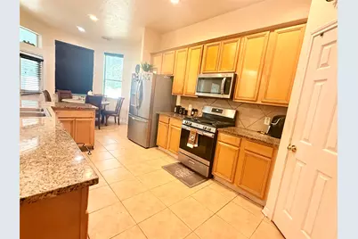 26864 Calgary Pointe Drive, Kingwood, TX 77339 - Photo 16