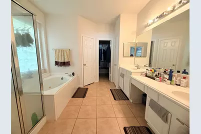 26864 Calgary Pointe Drive, Kingwood, TX 77339 - Photo 32