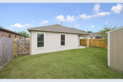 1910 Wagon Boss Road, Houston, TX 77049 - Photo 14