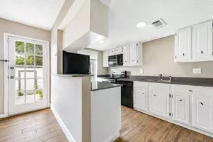 1846 Hollister St, Houston, TX 77080 - Photo 6