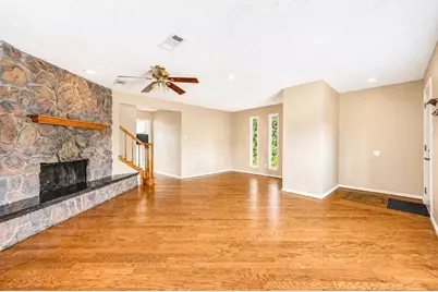 1846 Hollister Street #7, Houston, TX 77080 - Photo 4