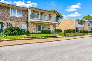 1846 Hollister St, Houston, TX 77080 - Photo 2