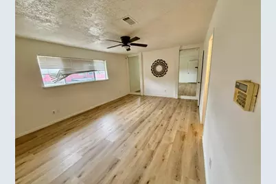13527 Castilian Drive #1, Houston, TX 77015 - Photo 8