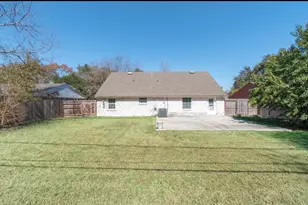 9619 Highmeadow Dr, Houston, TX 77063 - Photo 24