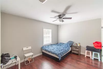 9619 Highmeadow Drive, Houston, TX 77063 - Photo 16