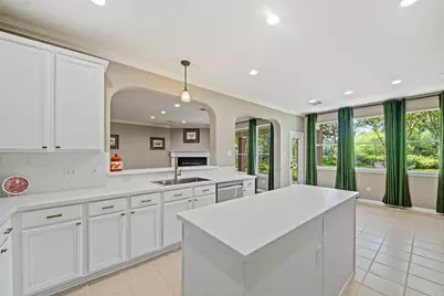 9515 Sotherloch Lake Drive, Spring, TX 77379 - Photo 10