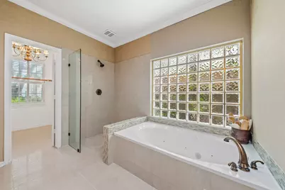 9515 Sotherloch Lake Drive, Spring, TX 77379 - Photo 18