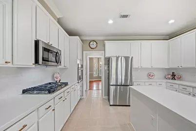 9515 Sotherloch Lake Drive, Spring, TX 77379 - Photo 8