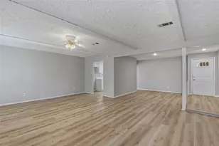 6015 Knotty Post Ln, Spring, TX 77373 - Photo 2