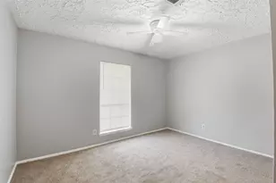 6015 Knotty Post Ln, Spring, TX 77373 - Photo 16