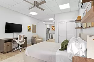 9800 Centre Pkwy, Houston, TX 77036 - Photo 4