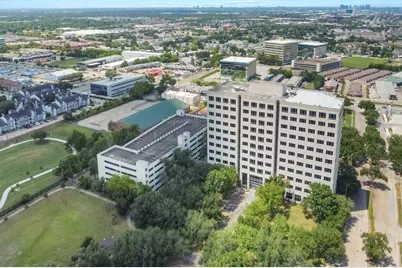 9800 Centre Parkway #1004, Houston, TX 77036 - Photo 16