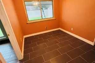 7215 La Entrada Dr, Houston, TX 77083 - Photo 4