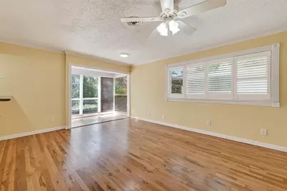 909 Silber Road #16C, Houston, TX 77024 - Photo 4
