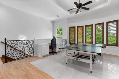 22 Johnathan Landing Court, The Woodlands, TX 77389 - Photo 20