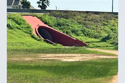 25010 Monterey Ct, Galveston, TX 77554 - Photo 6