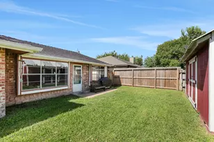 8515 Oakhaven Rd, La Porte, TX 77571 - Photo 6