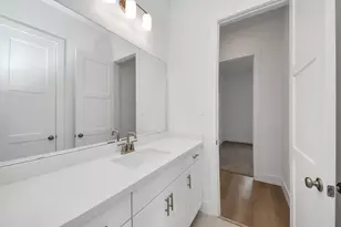 17016 Sweet Iris Ct, Conroe, TX 77302 - Photo 10