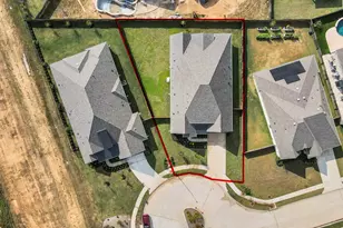 17016 Sweet Iris Ct, Conroe, TX 77302 - Photo 2